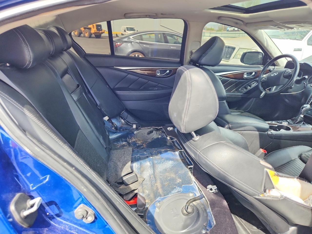2016 INFINITI Q50