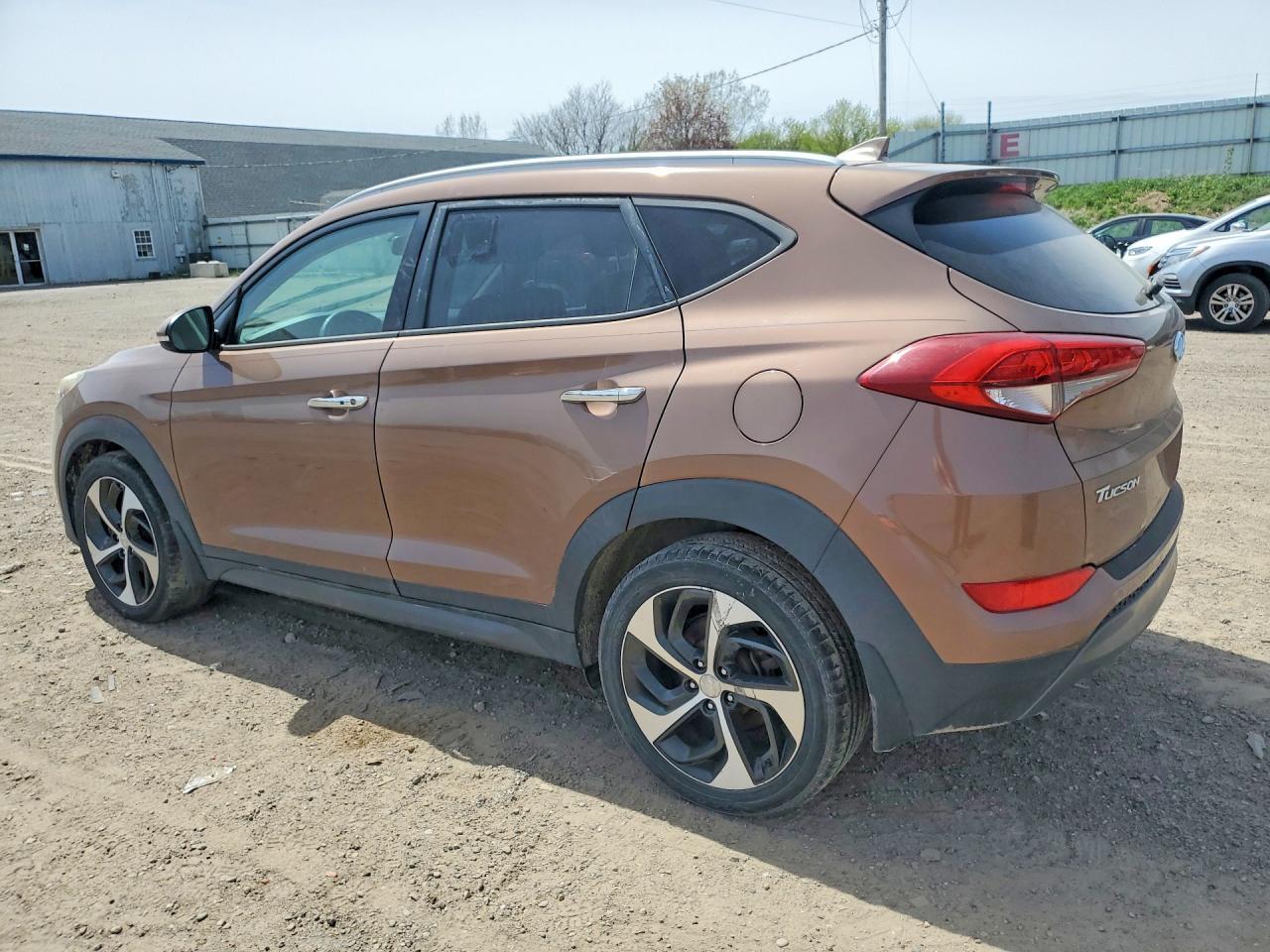 2016 HYUNDAI TUCSON