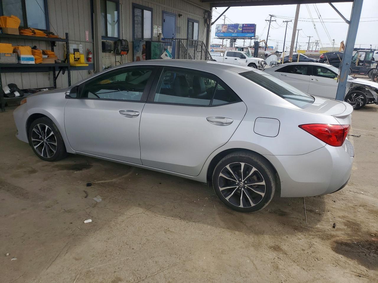 2019 TOYOTA COROLLA
