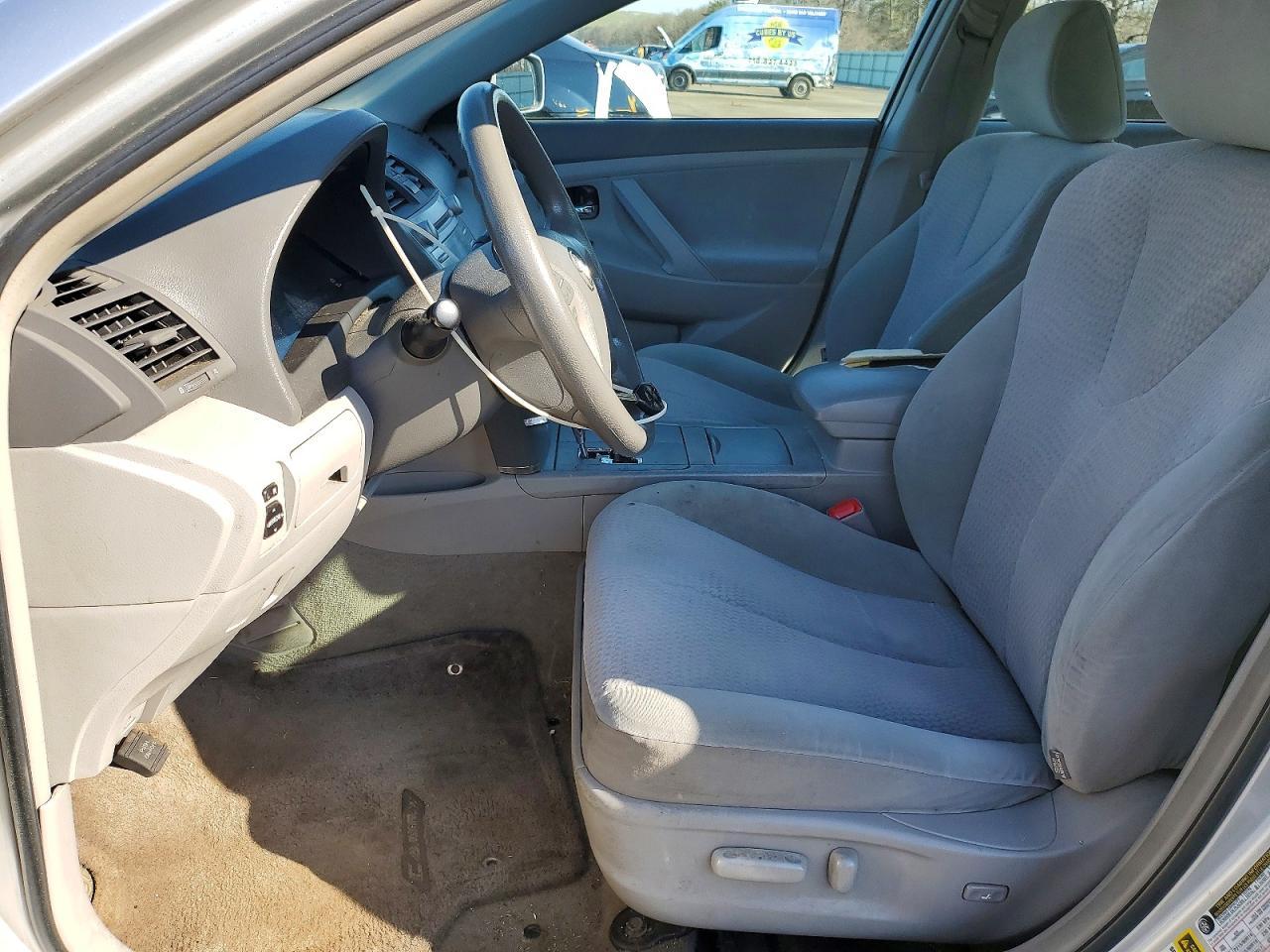 2011 TOYOTA CAMRY