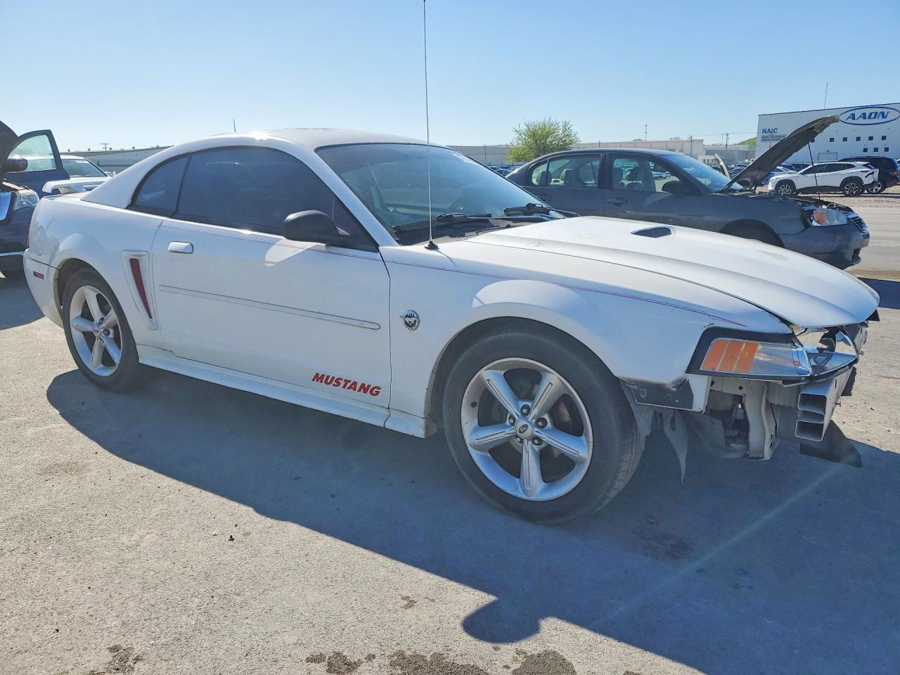 2004 FORD MUSTANG
