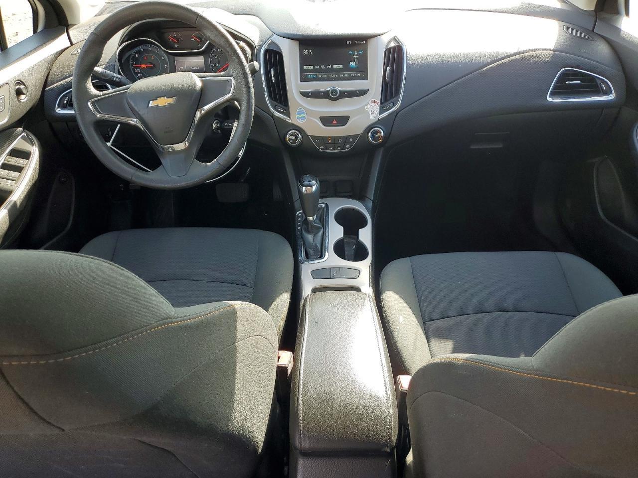 2018 CHEVROLET CRUZE