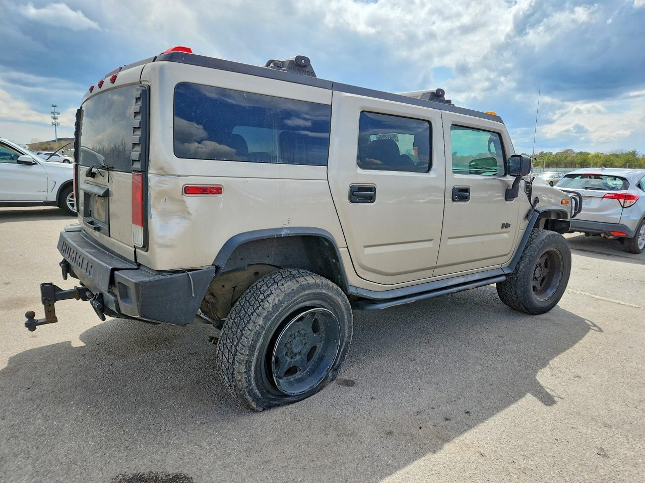 2005 HUMMER H2