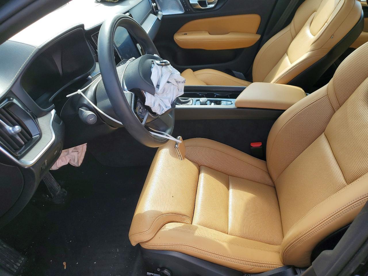 2020 VOLVO S60