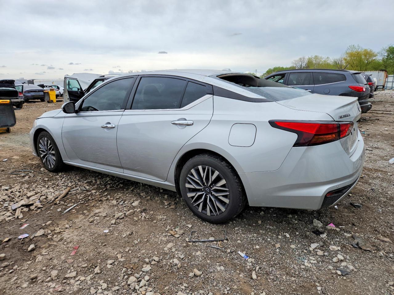 2023 NISSAN ALTIMA