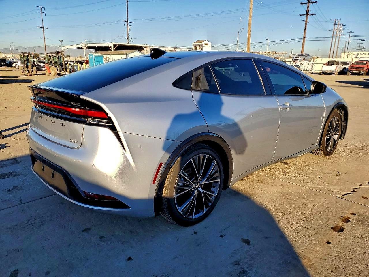 2023 TOYOTA PRIUS