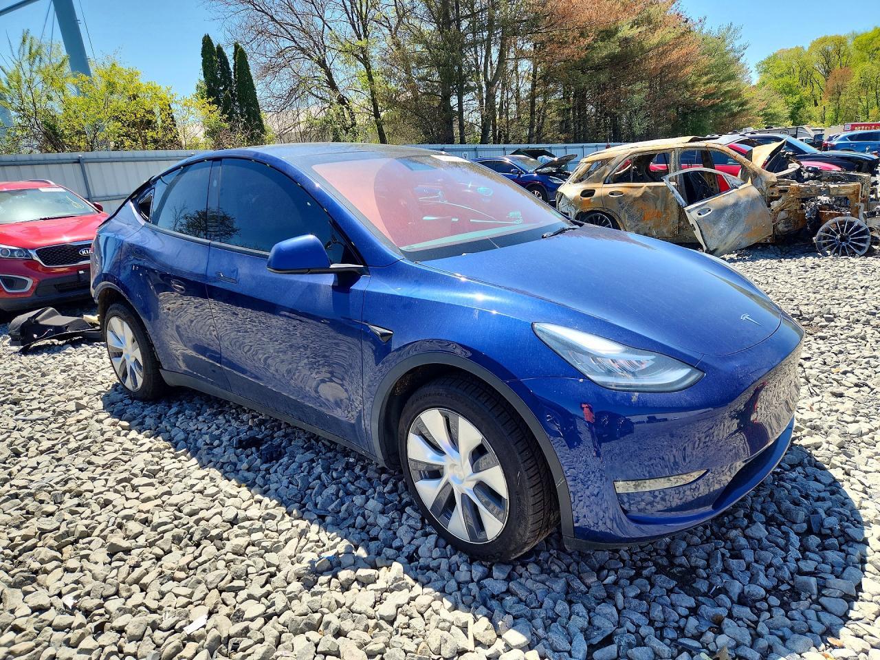 2023 TESLA MODEL Y