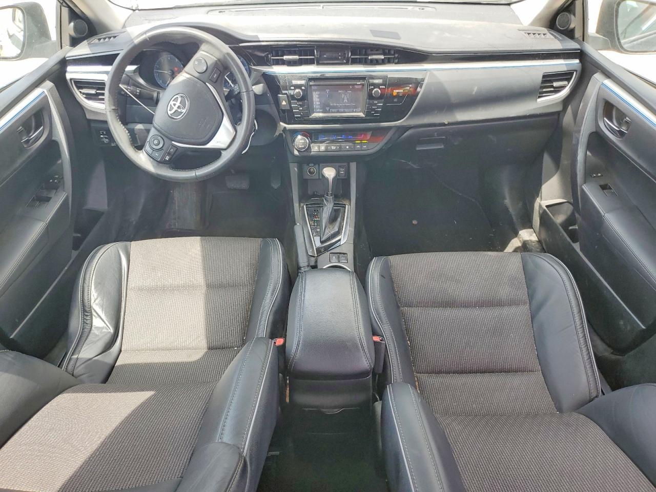 2015 TOYOTA COROLLA
