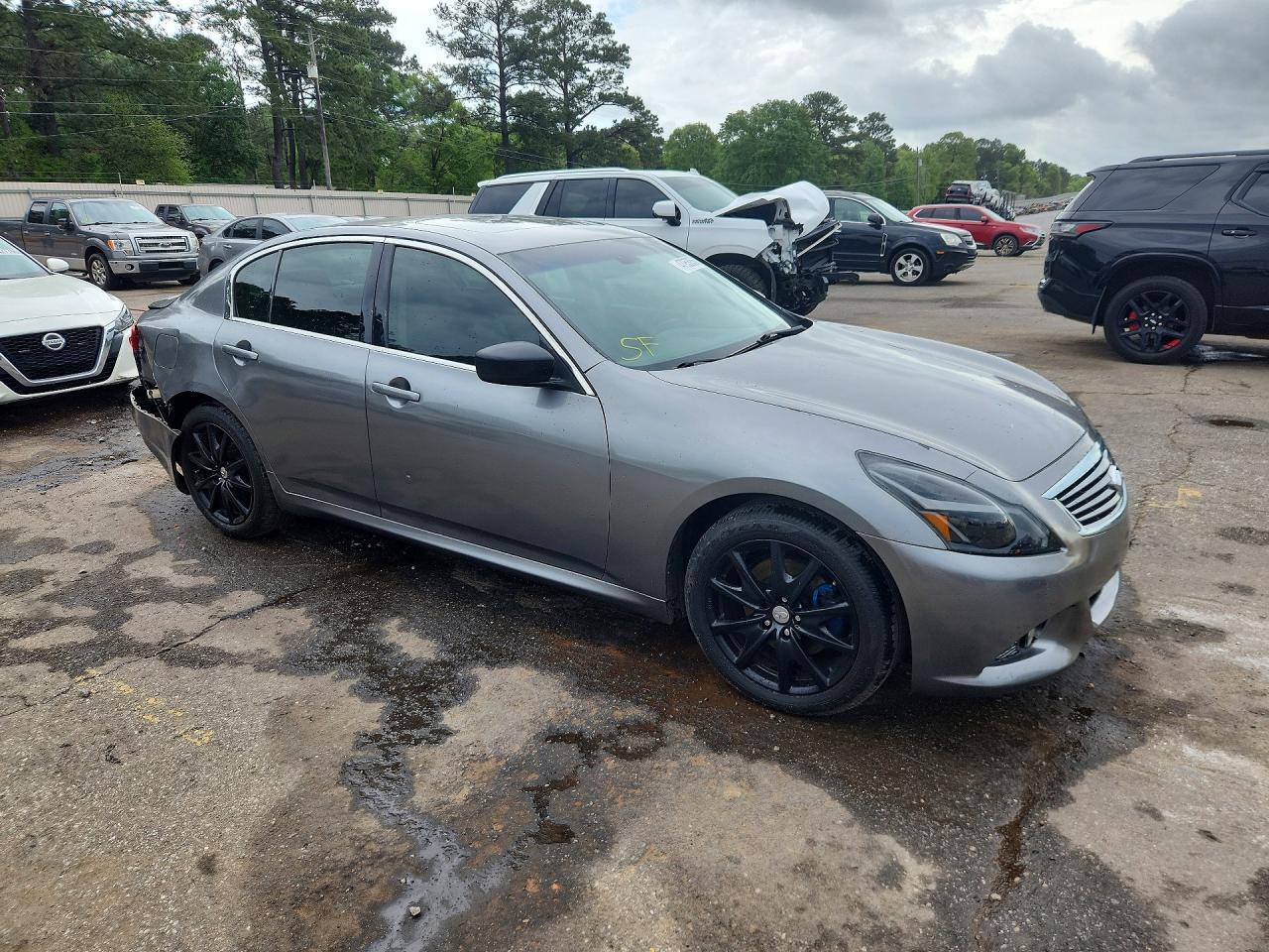 2012 INFINITI G37