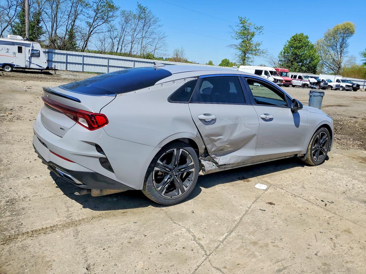 2023 KIA K5
