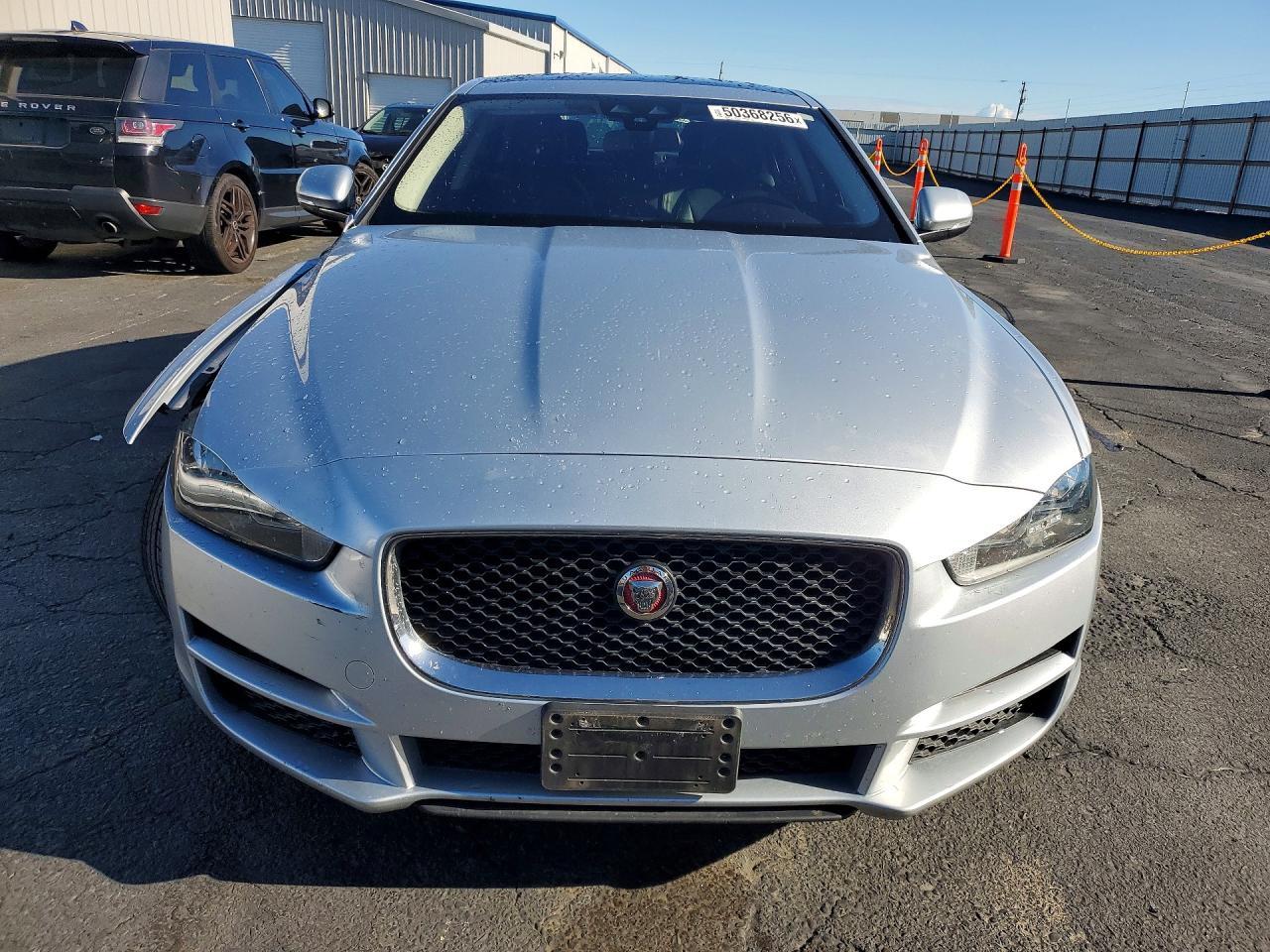 2017 JAGUAR XE