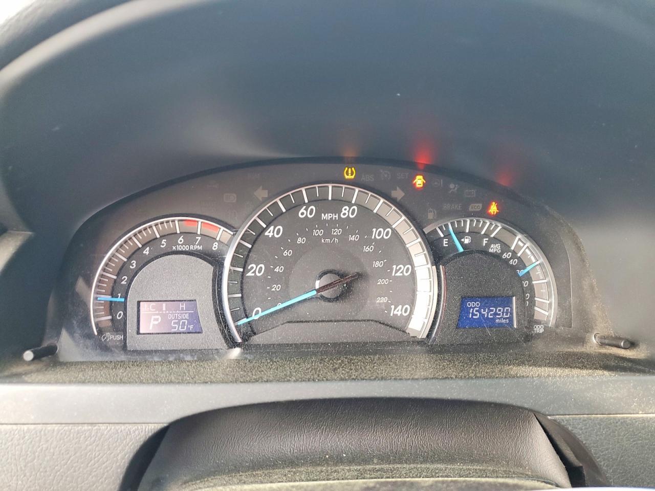 2014 TOYOTA CAMRY