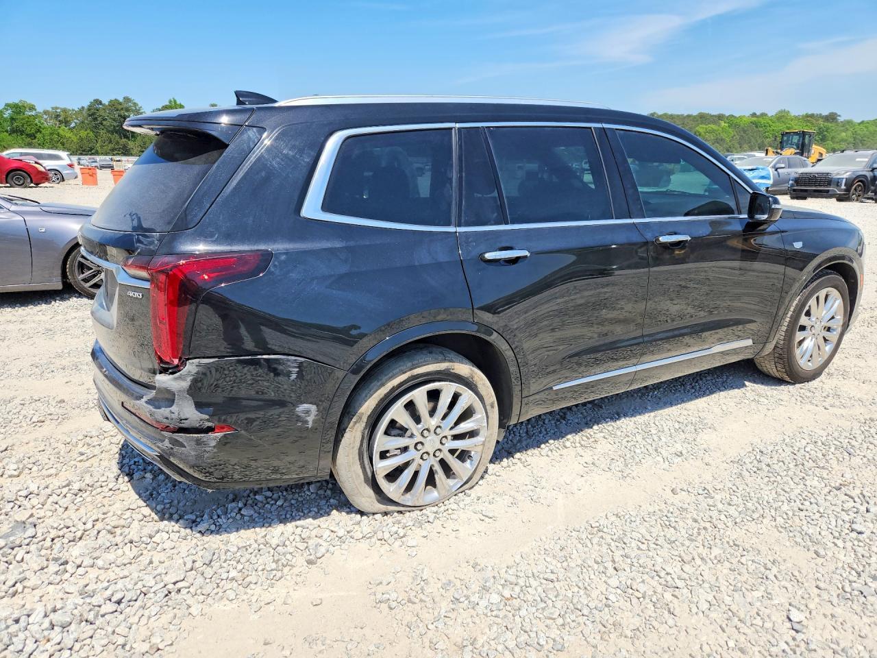 2021 CADILLAC XT6