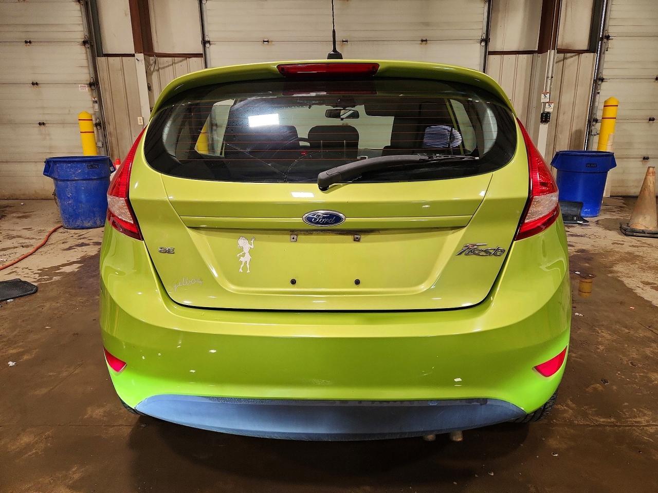 2012 FORD Fiesta