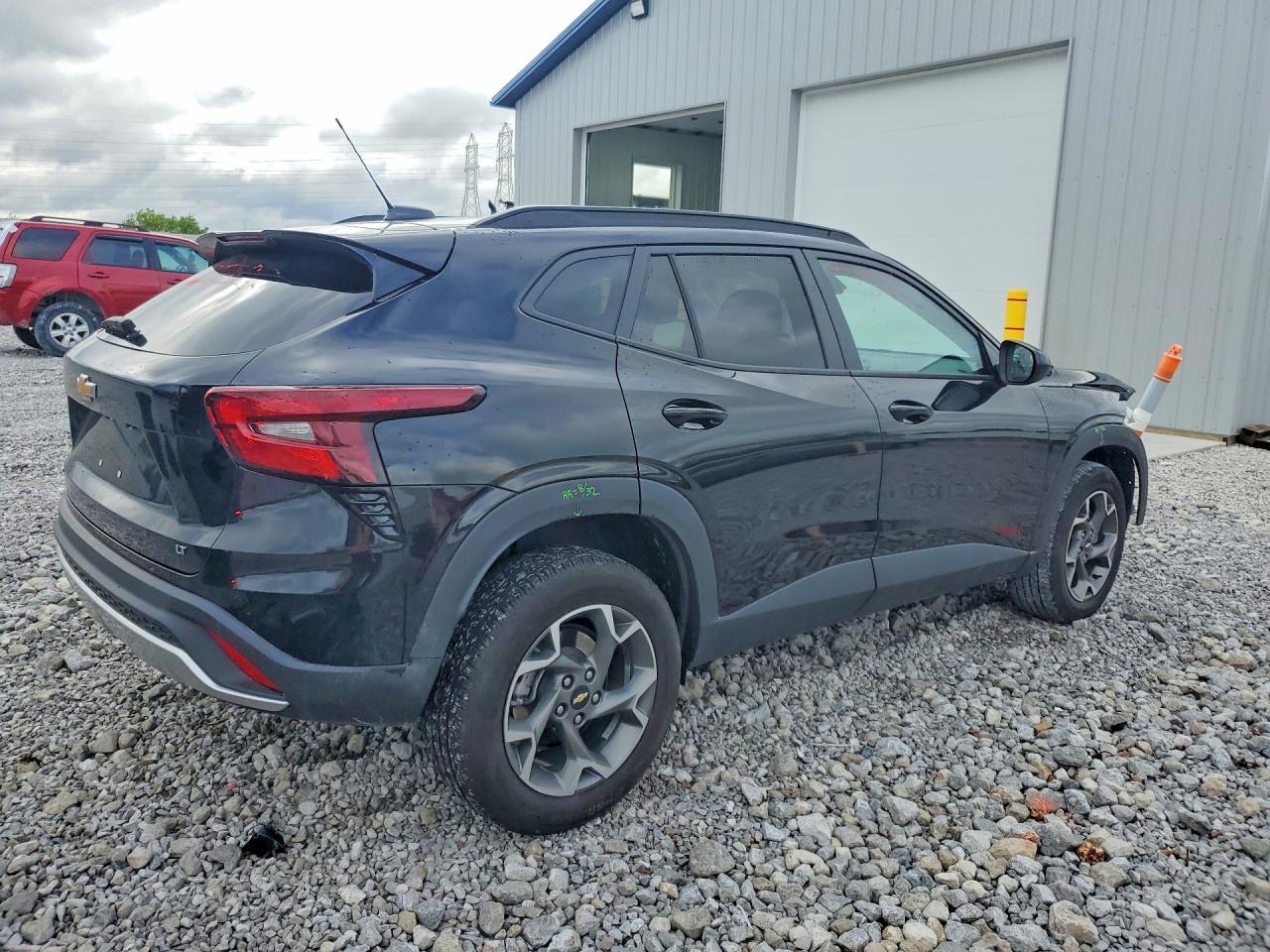 2025 CHEVROLET TRAX