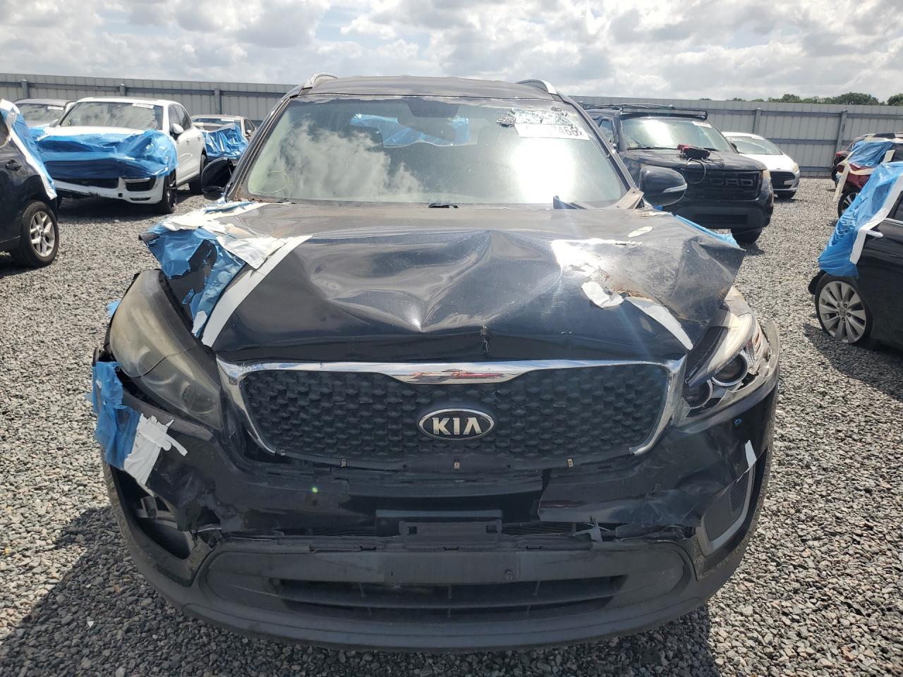 2017 KIA SORENTO