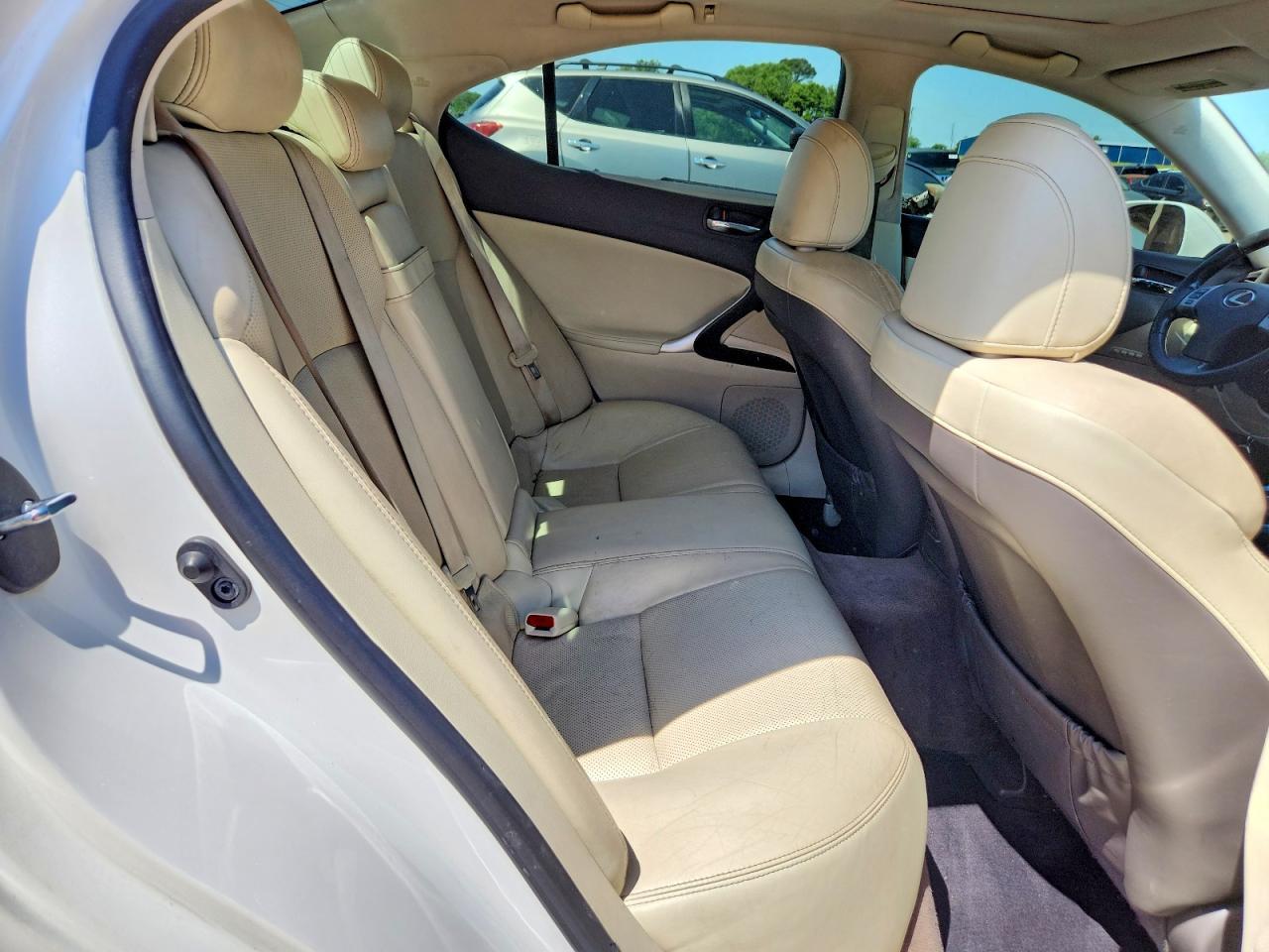 2012 LEXUS IS 250