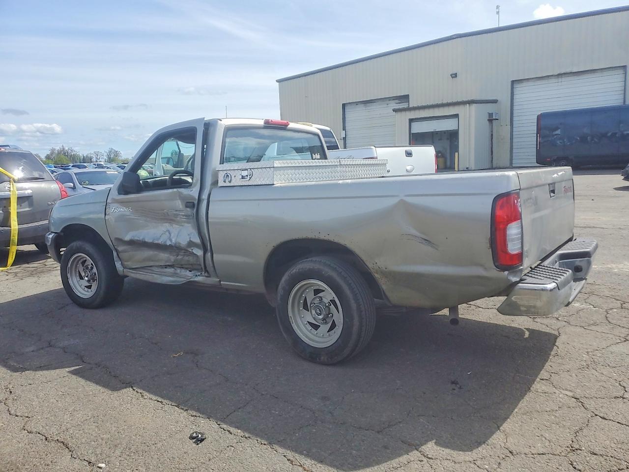 2000 NISSAN Frontier