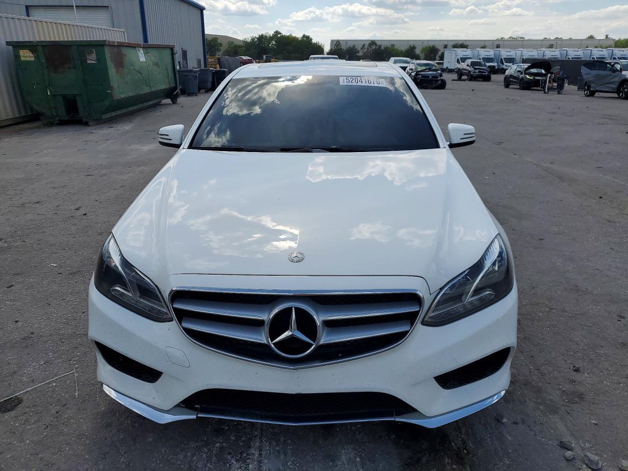 2015 MERCEDES-BENZ E-Class