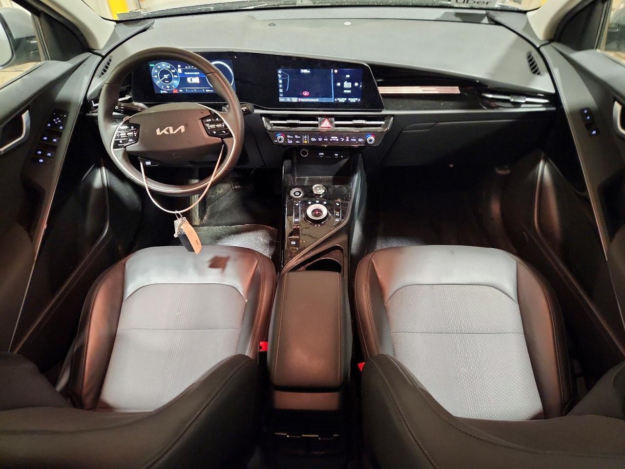 2023 KIA Niro