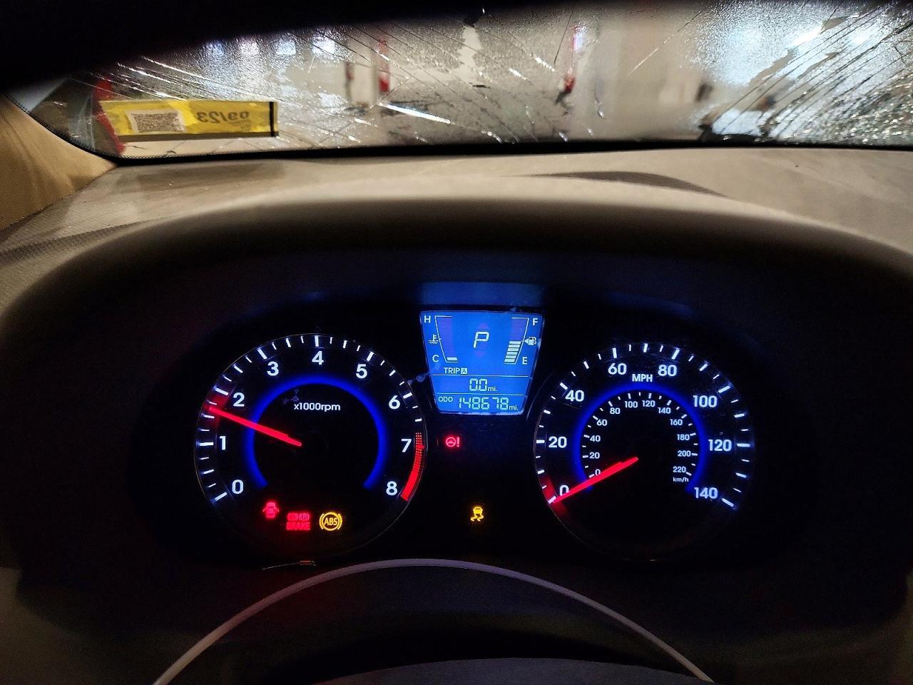 2014 HYUNDAI ACCENT