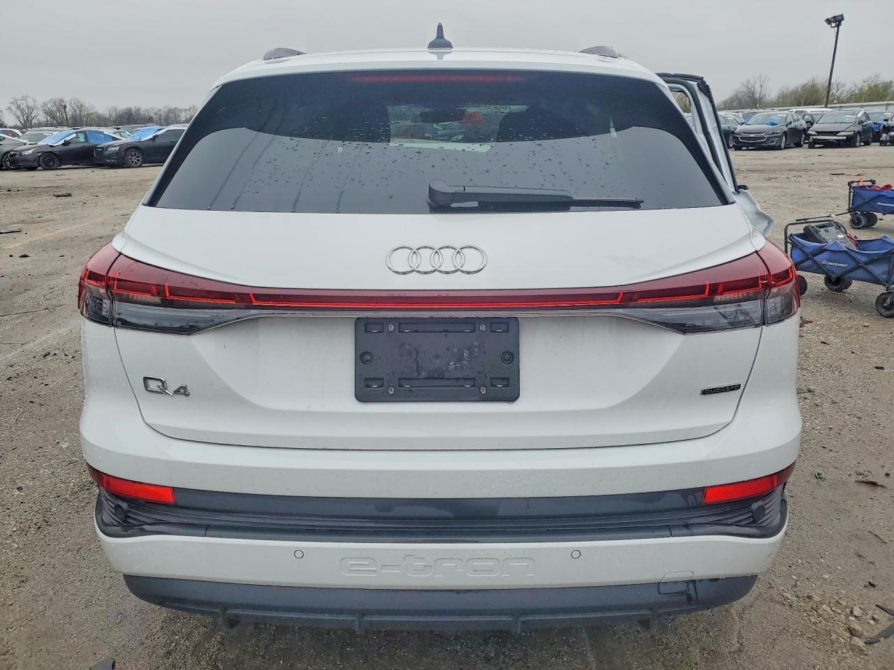 2024 AUDI Q4 e-tron