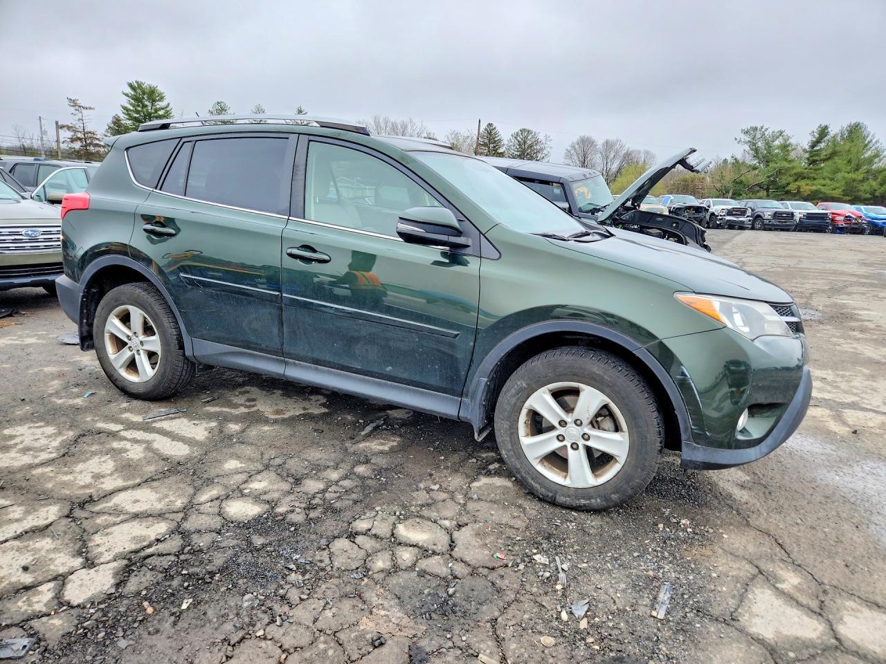 2013 TOYOTA RAV4