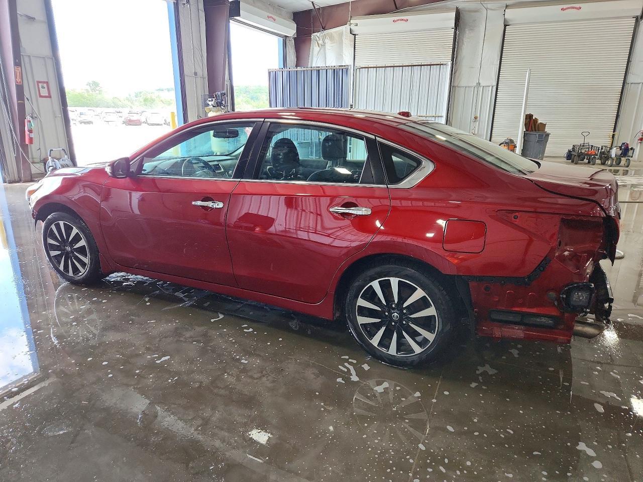 2017 NISSAN ALTIMA