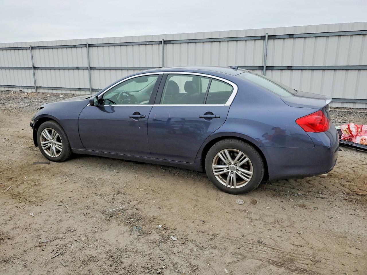 2012 INFINITI G37