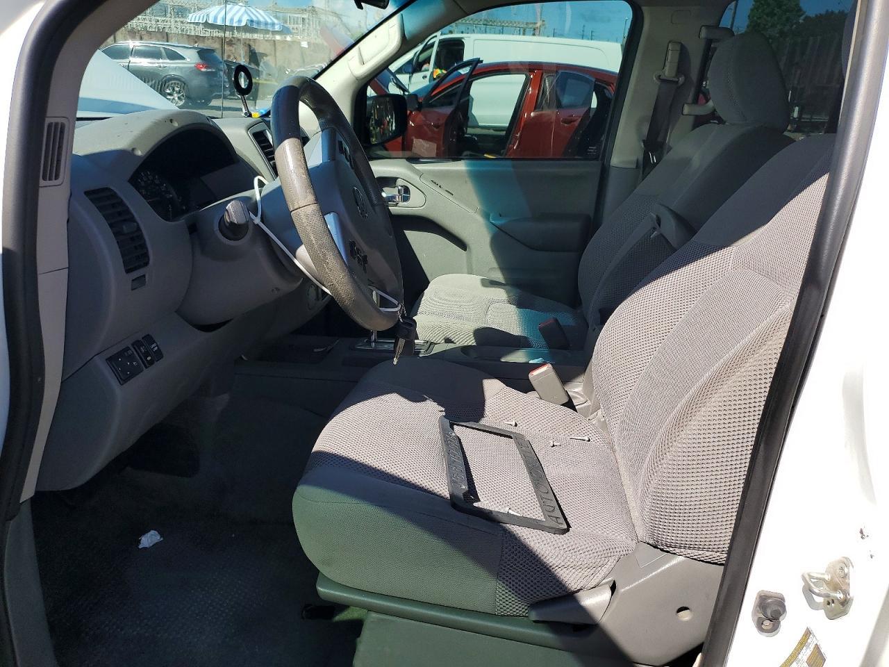 2017 NISSAN Frontier
