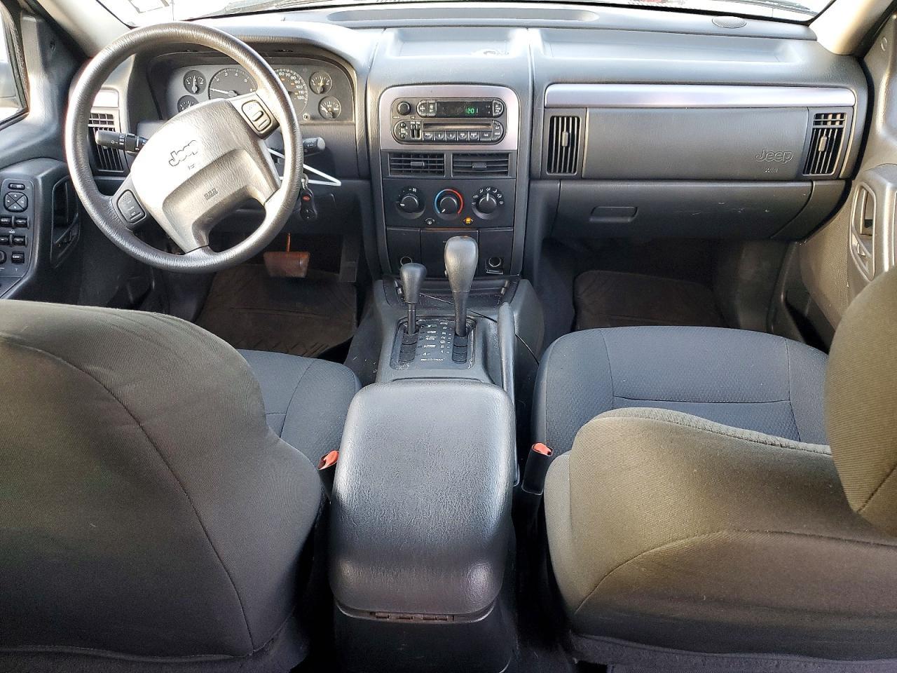2002 JEEP Grand Cherokee