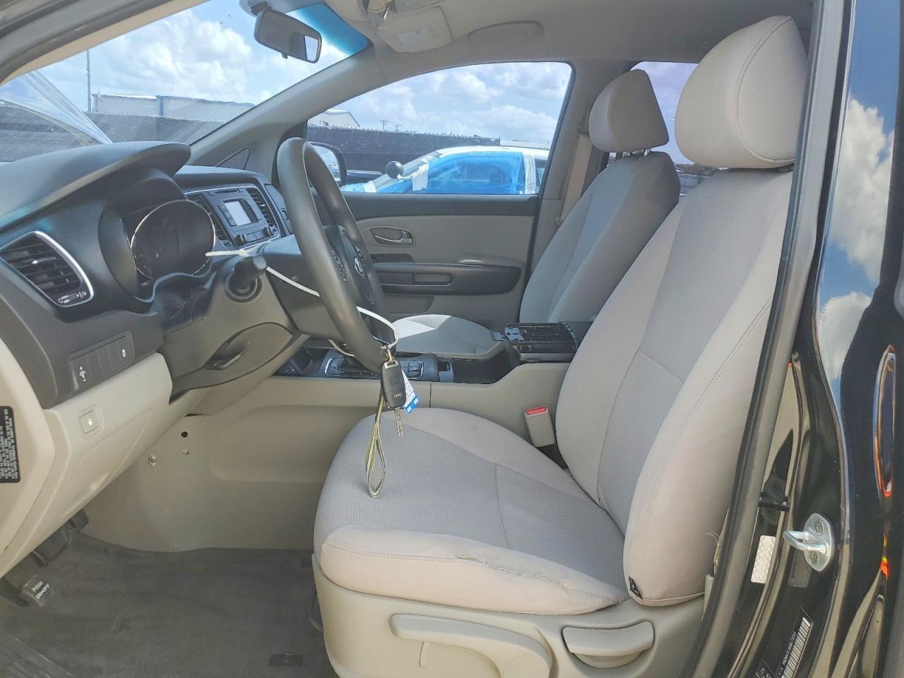2016 KIA SEDONA