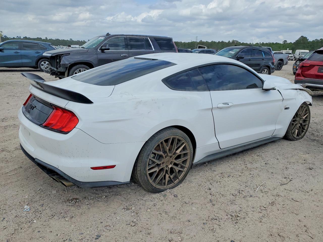 2019 FORD MUSTANG
