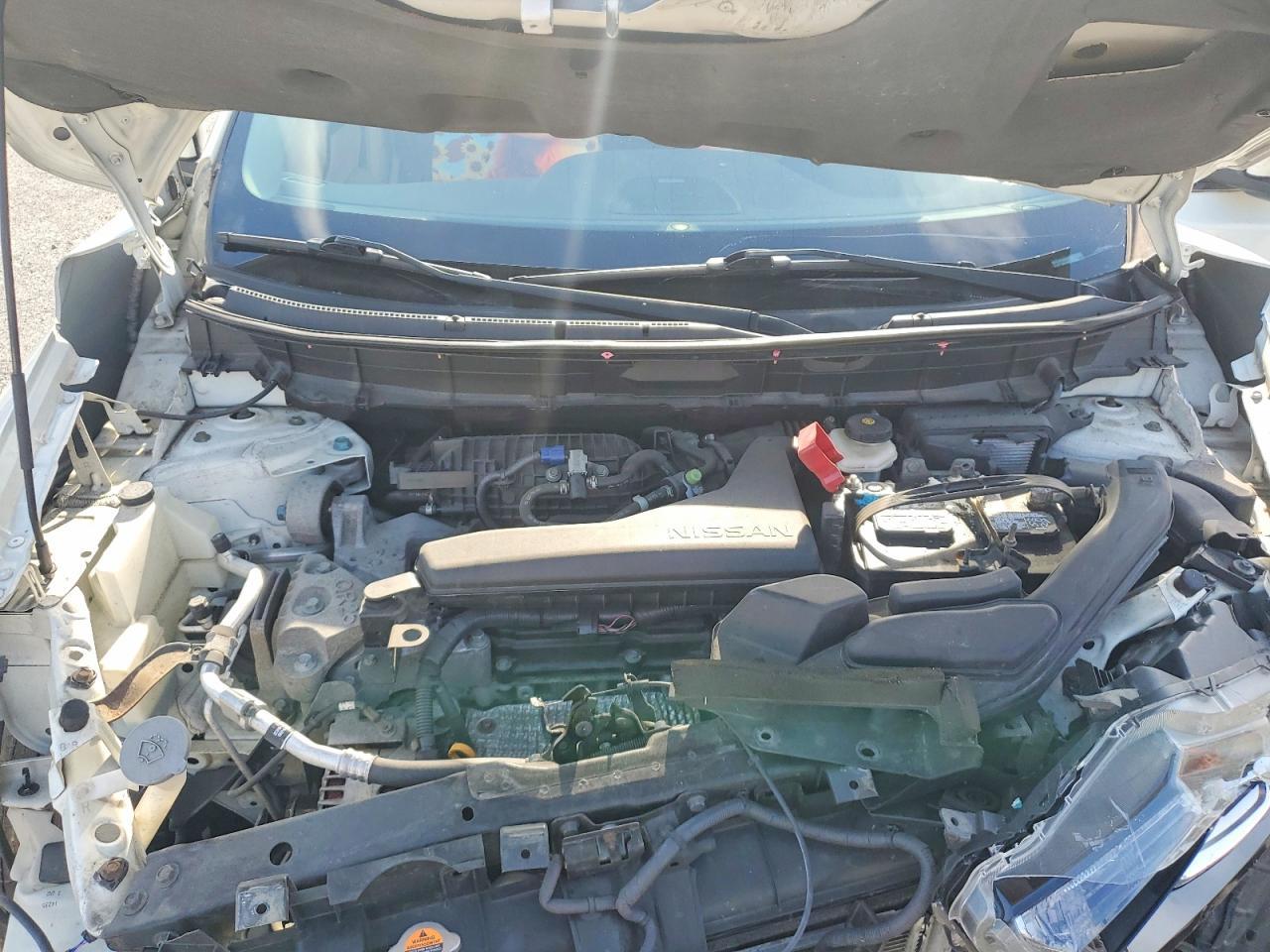 2015 NISSAN ROGUE
