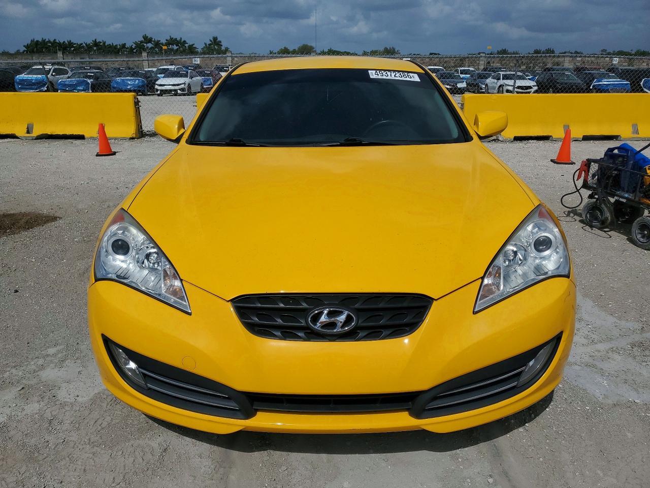 2011 HYUNDAI GENESIS