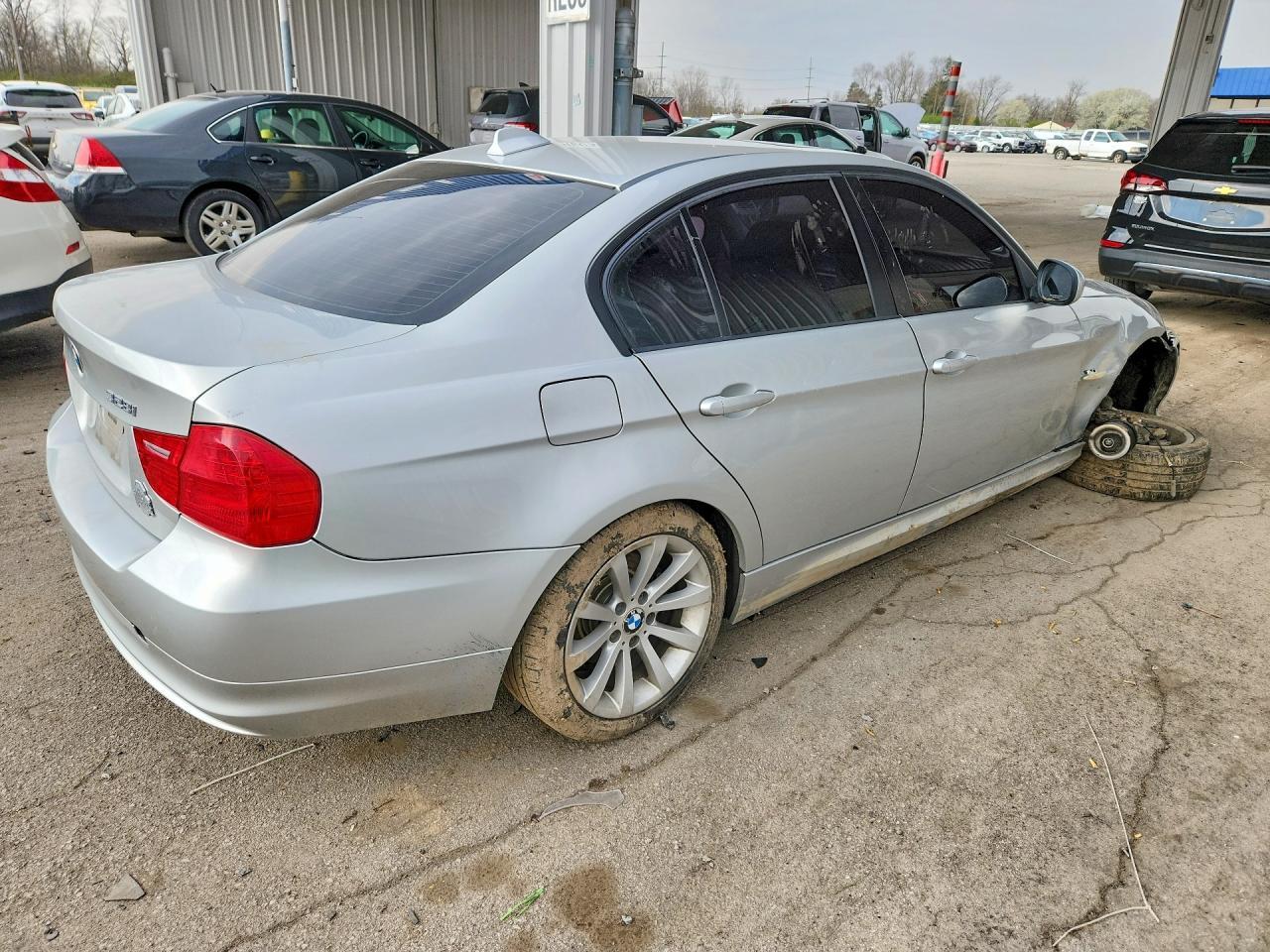 2011 BMW 3 SERIES