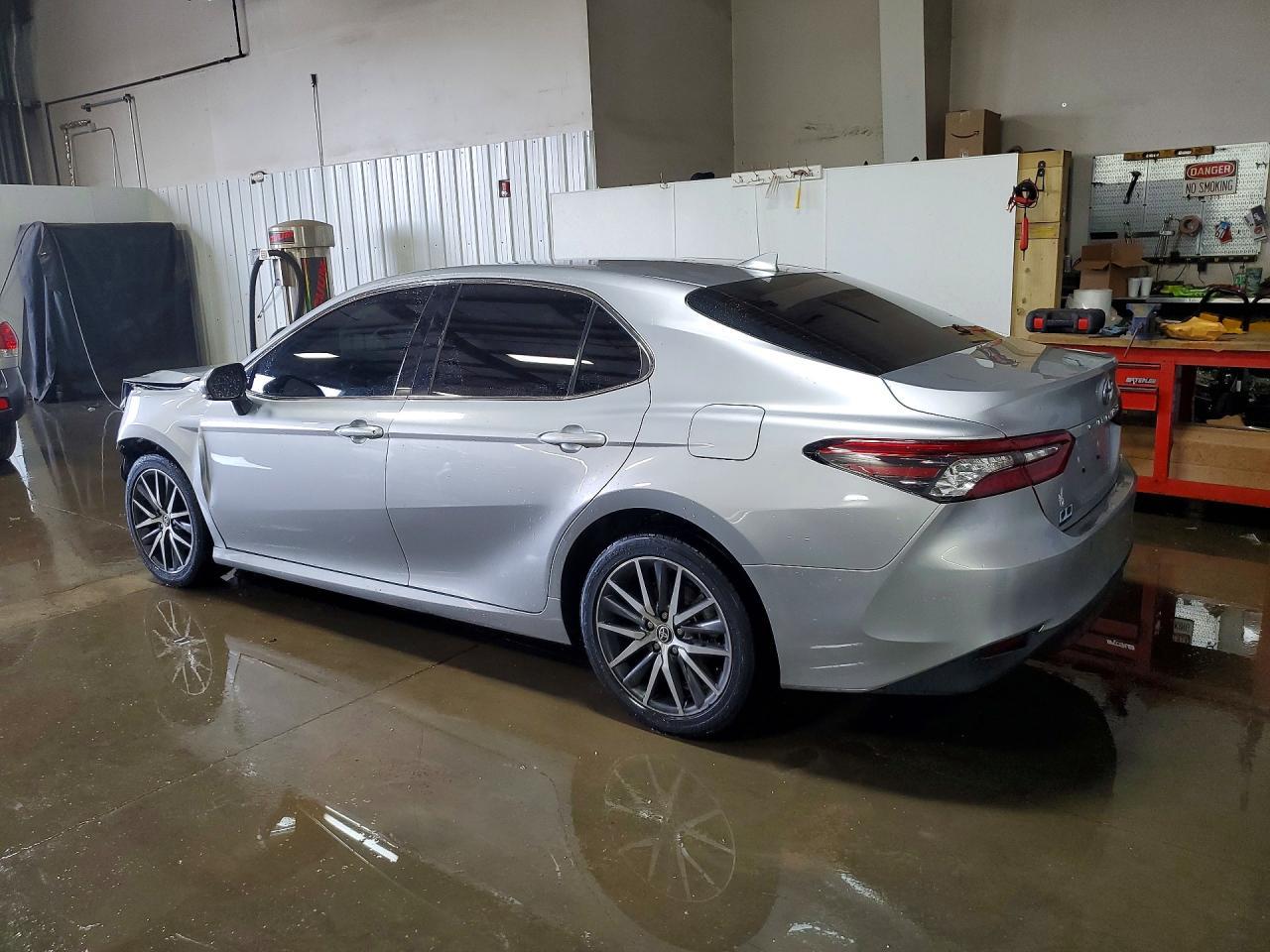 2023 TOYOTA CAMRY