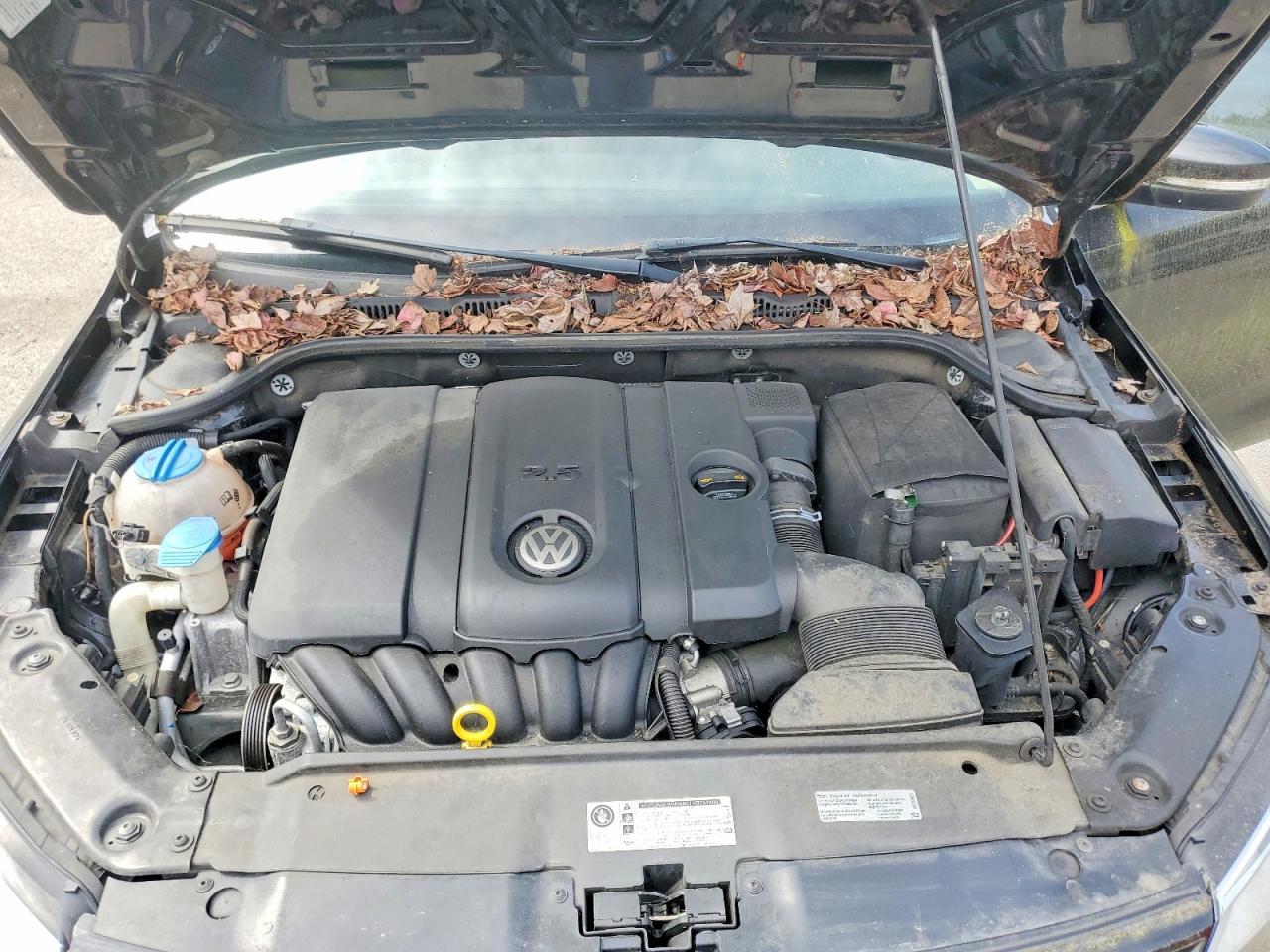 2013 VOLKSWAGEN JETTA