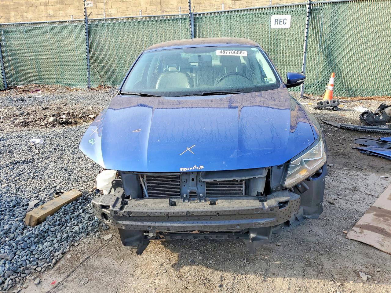 2016 VOLKSWAGEN Passat