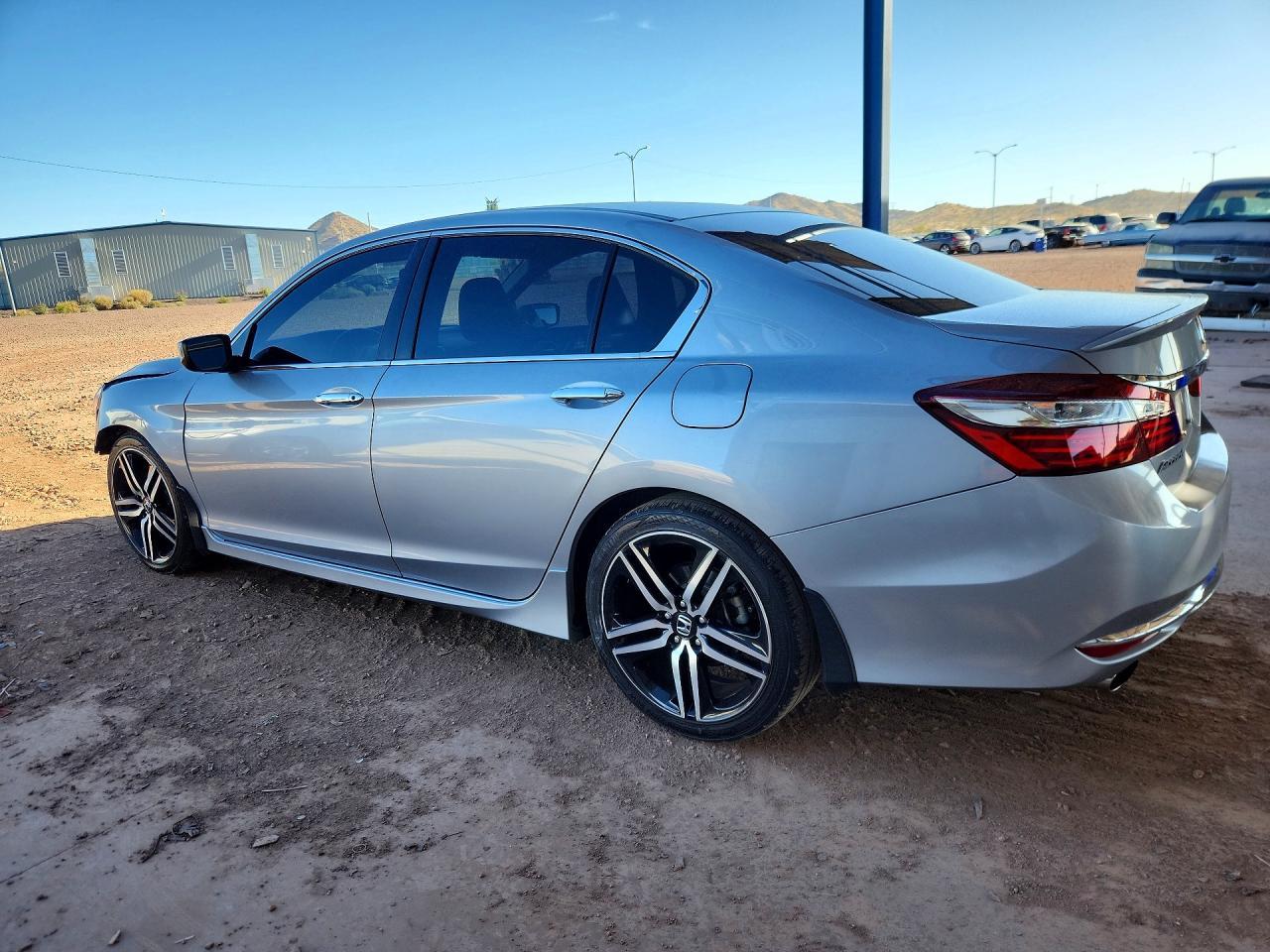 2016 HONDA ACCORD