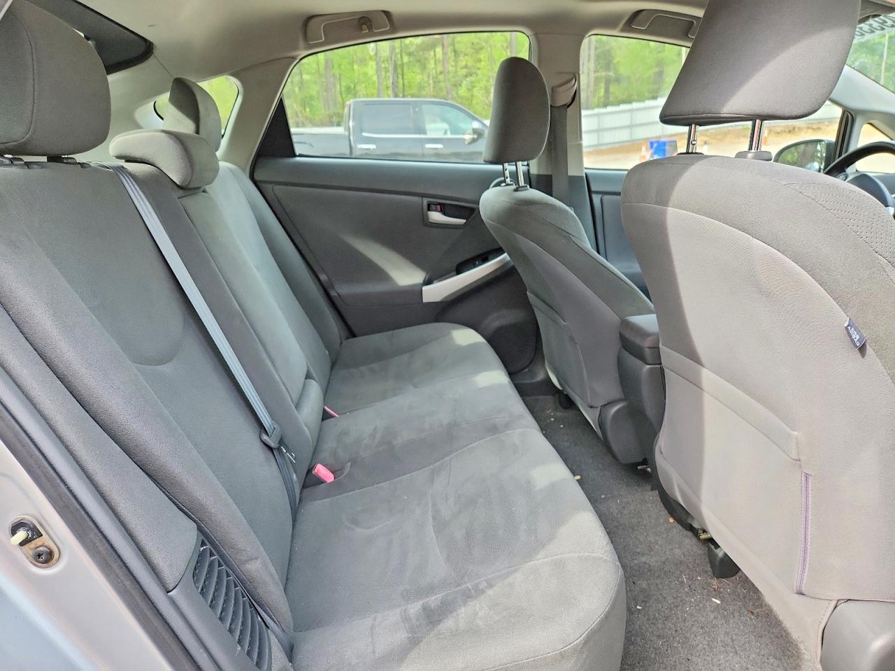 2010 TOYOTA PRIUS