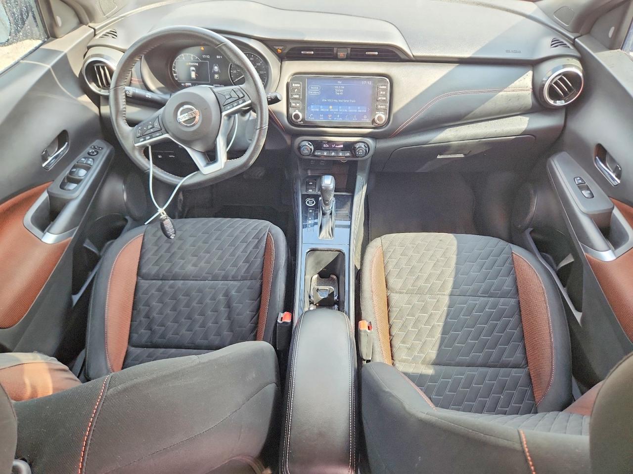 2021 NISSAN KICKS
