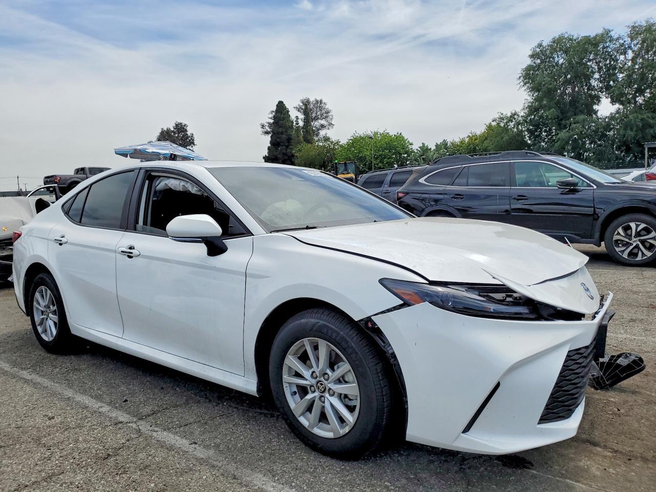 2026 TOYOTA CAMRY