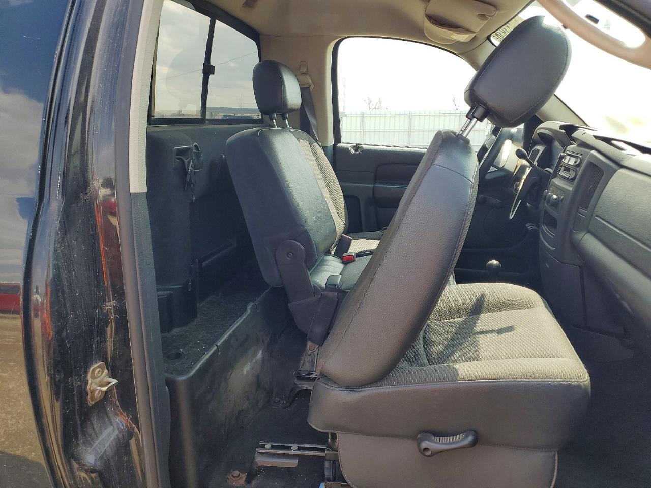 2004 DODGE Ram 2500