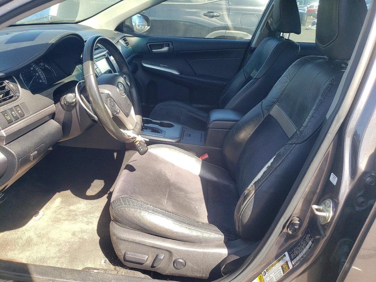 2014 TOYOTA CAMRY