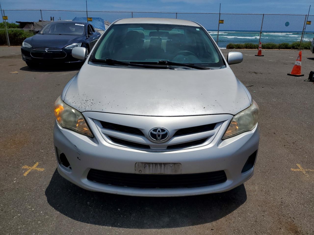 2011 TOYOTA COROLLA