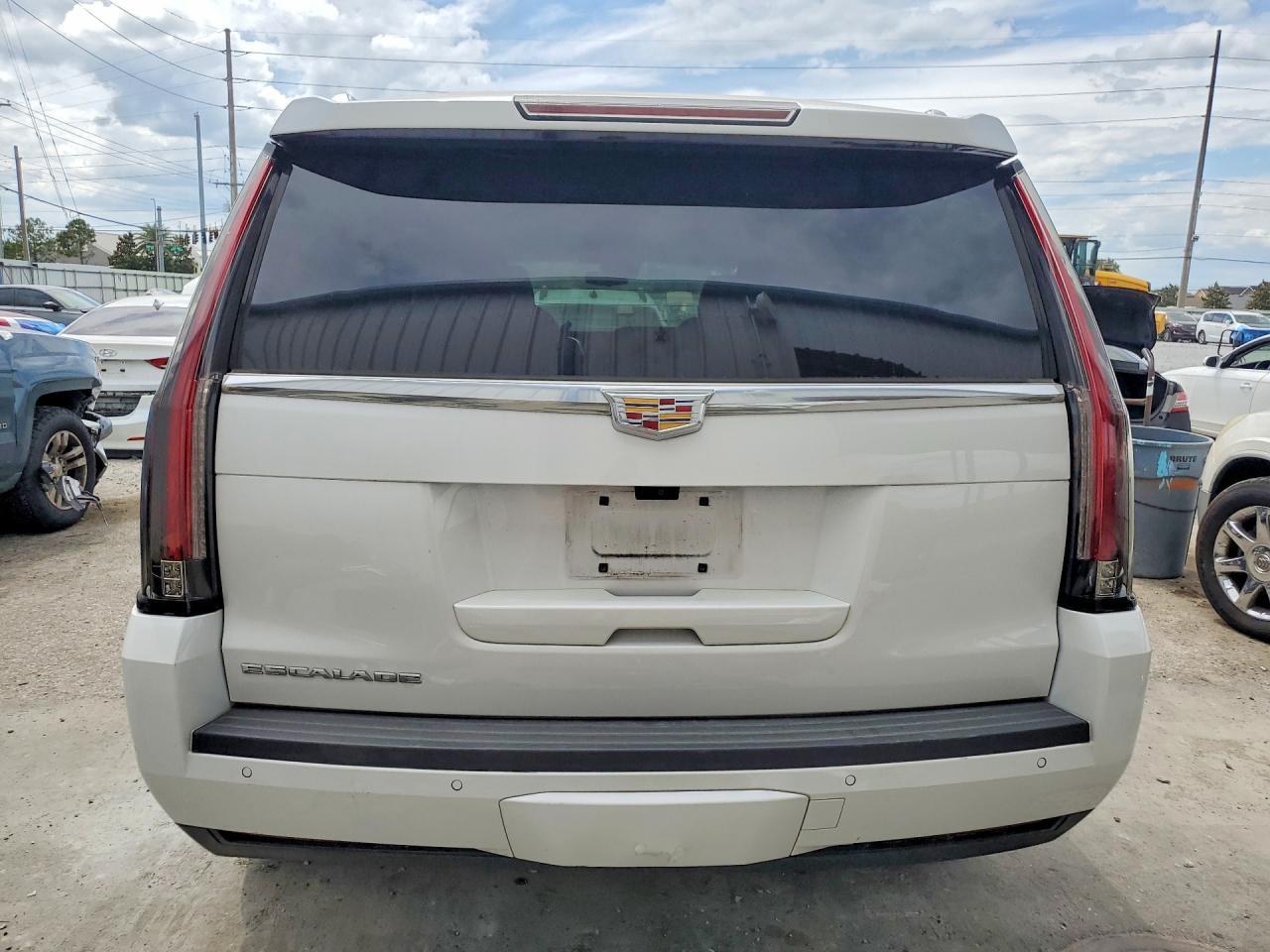 2019 CADILLAC ESCALADE