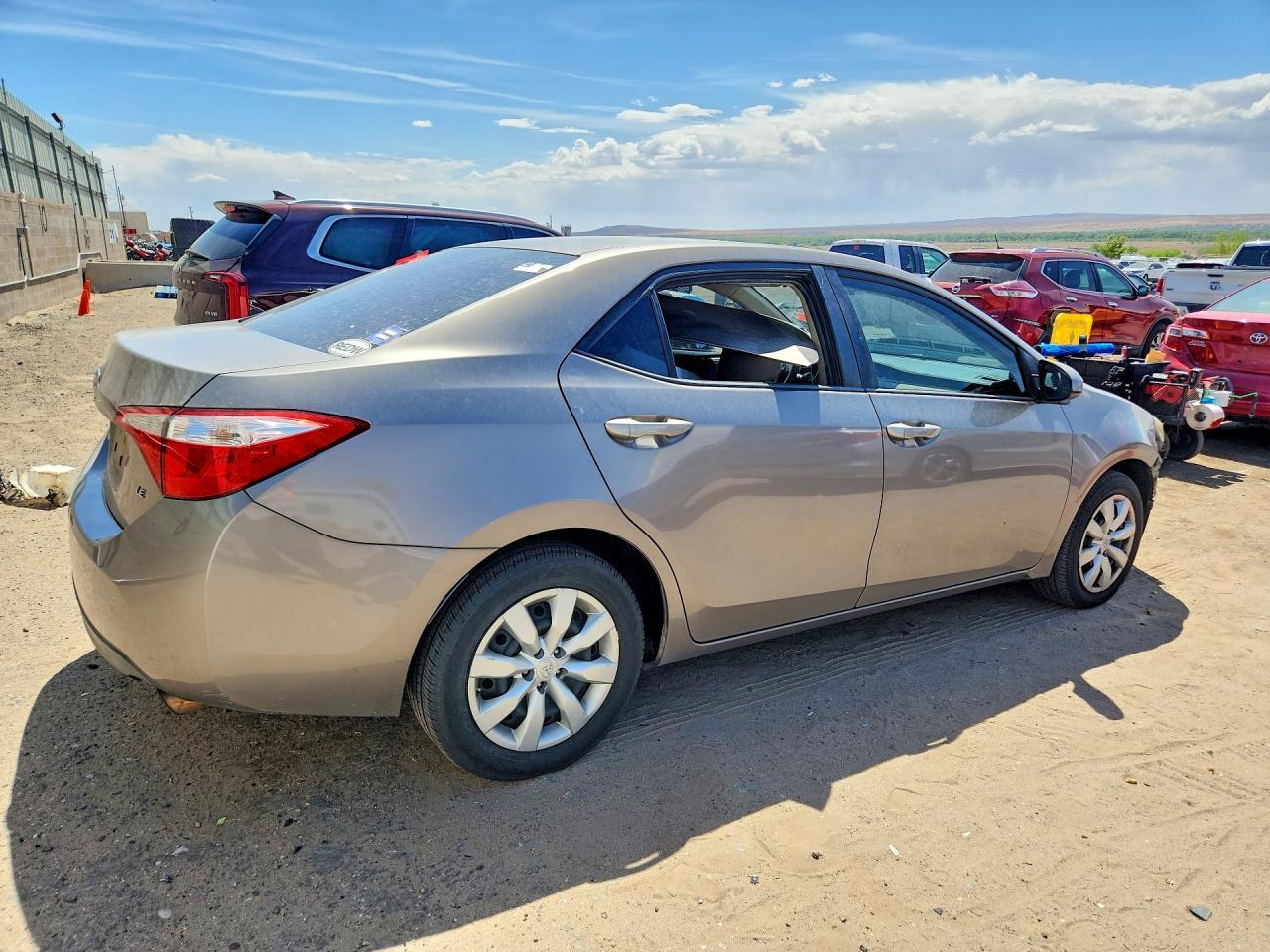 2015 TOYOTA COROLLA