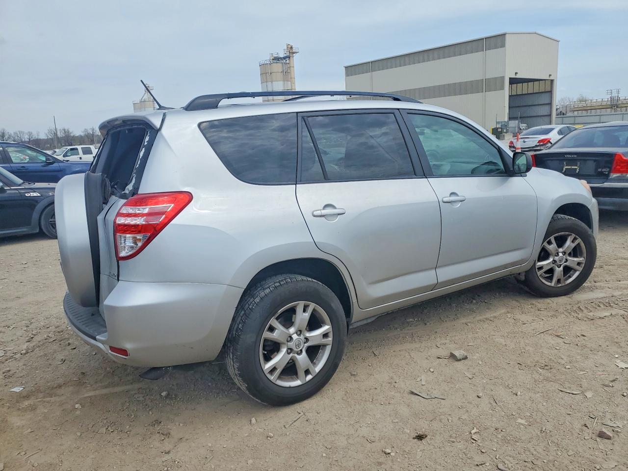 2011 TOYOTA RAV4