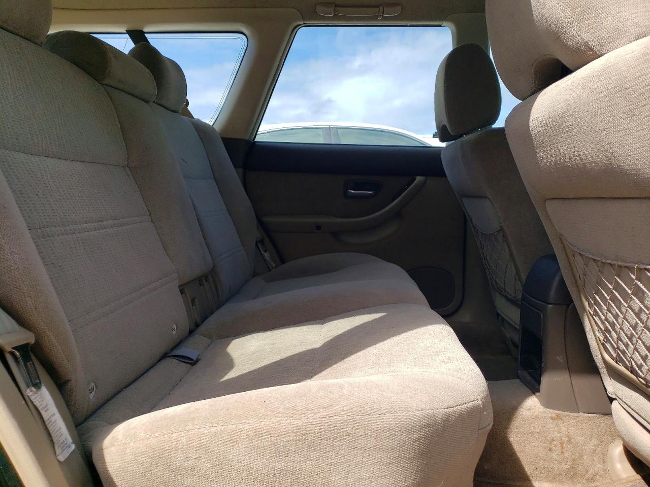2002 SUBARU Legacy